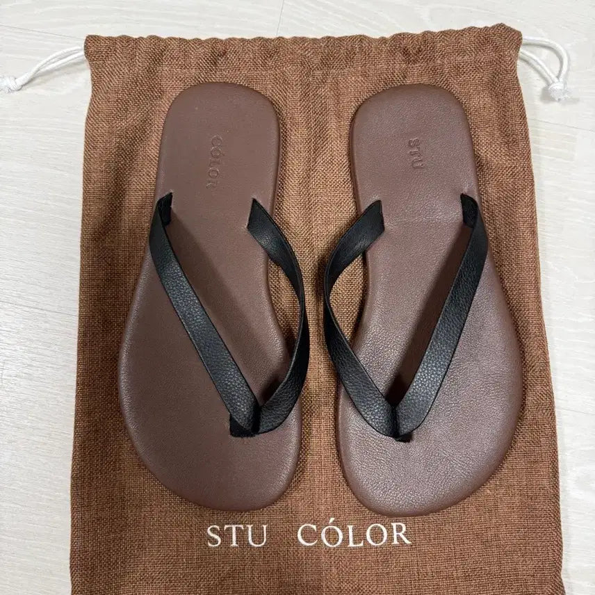 [BUNJANG] STU COLOR Flip Flops Brown (Size 41) / STU COLOR 플립플랍 brown(41)