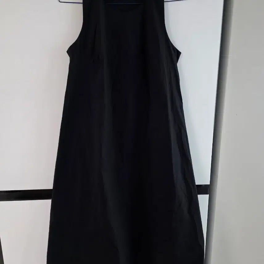 [BUNJANG] COS A-Line Midi Dress Black / COS 에이라인 미디 원피스 블랙