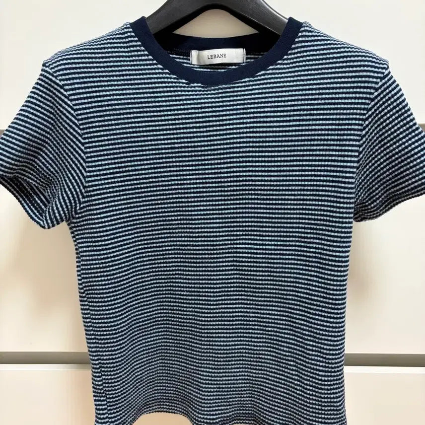 [BUNJANG] Lebane Striped T-Shirt / Lebane 르베인 스트라이프 티셔츠