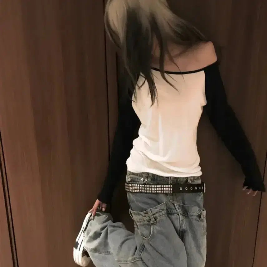[BUNJANG] Raglan Off-Shoulder Long Sleeve Top / 나그랑 오프숄더 롱슬리브
