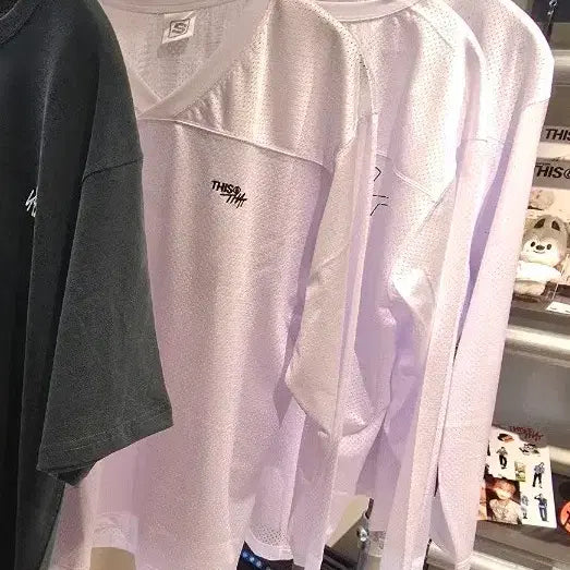 [BUNJANG] Stray Kids Disc and That Pop-up Mesh Long Sleeve T-shirt + Photocard Set / 스키즈 디스앤댓 팝업 매쉬론슬리브 티셔츠+포카