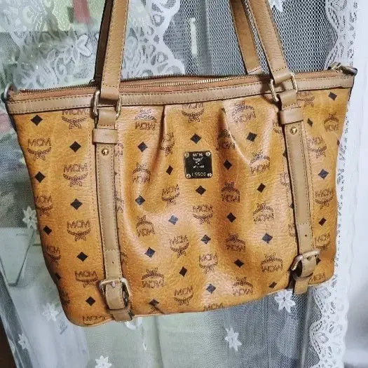 [BUNJANG] MCM Monogrammed Leather Tote Bag Brown / MCM 토트백 브라운