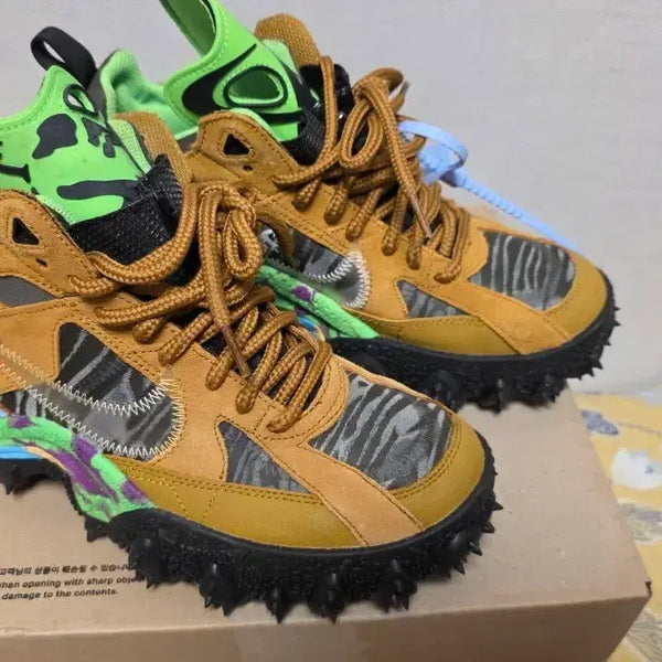 [BUNJANG] Nike Off-White Terra Forma Wit & Green Strike US 8 / 나이키 오프화이트 테라 포마 위트 앤 그린 스트라이크 260