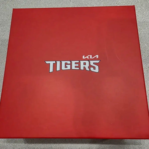 [BUNJANG] Kia Tigers Stadium Bag Keyring (Sealed) / 기아 타이거즈 스타디움백 키링 미개봉
