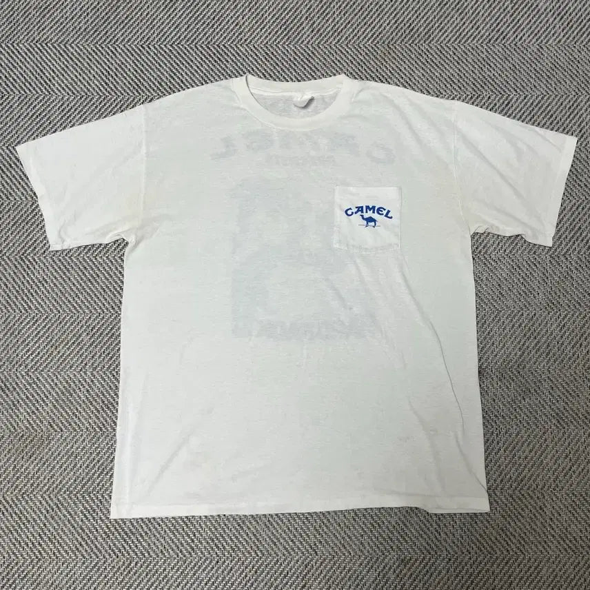[BUNJANG] 90s Camel Cigarette Pocket T-Shirt / 90s camel 시가렛 포켓티