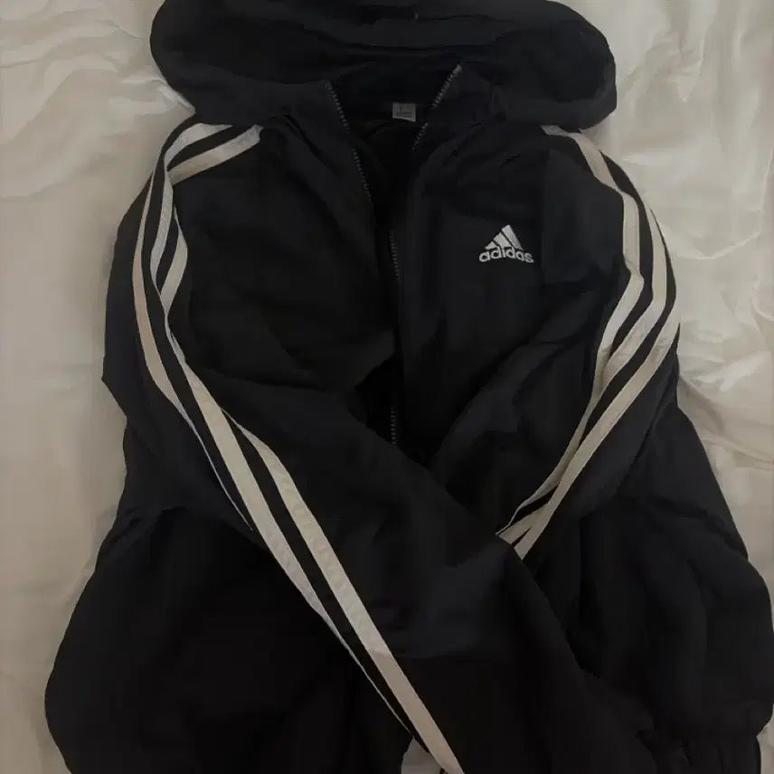 [BUNJANG] Adidas Women's Windbreaker Jacket / 아디다스 바람막이