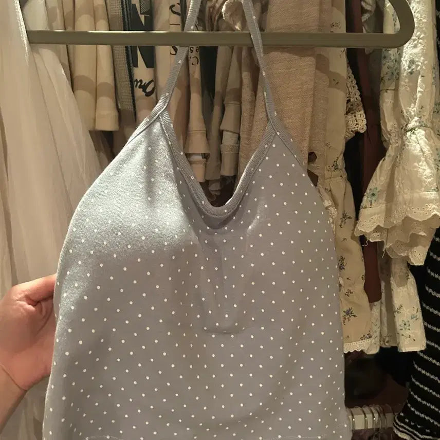 [BUNJANG] Polka Dot Halter Neck Tank Top (Built-in Cups) - Powder Blue / 도트 홀터 탑 나시 (캡내장) 예쁜 다운파스텔블루