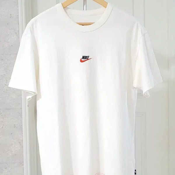 [BUNJANG] Nike Essential Round T-Shirt Size 100 / 나이키 에센셜 라운드 반팔티 100
