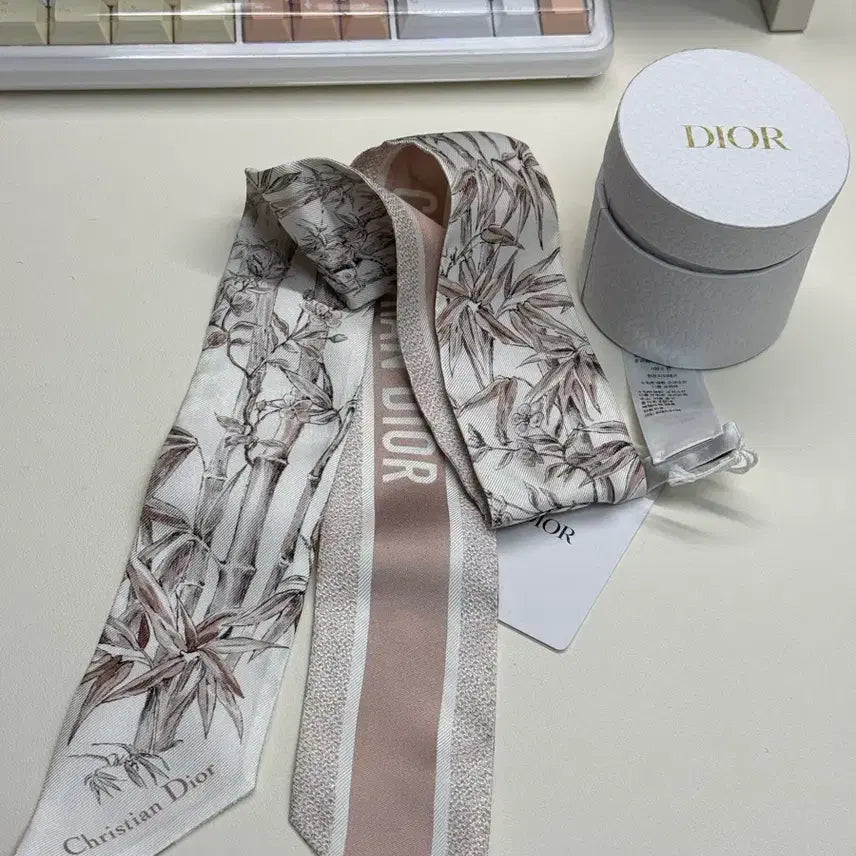 [BUNJANG] Dior Mitzah Scarf New / 디올 미차 스카프 새상품