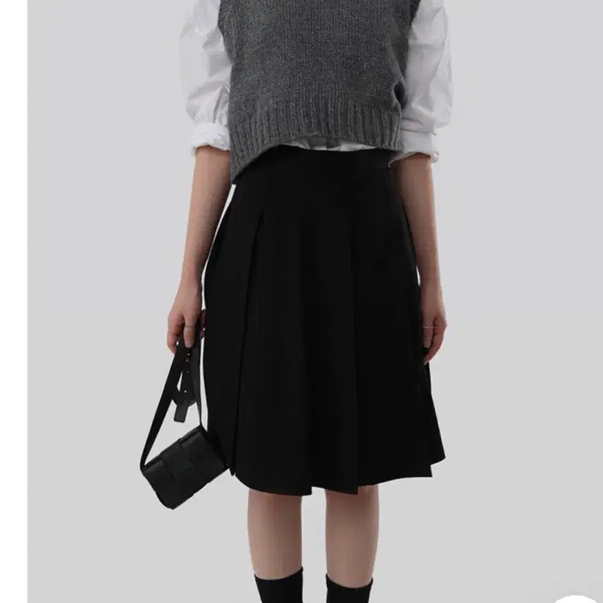 [BUNJANG] Autumn Black Pleated Midi Skirt / 어텀 검정 플리츠 미디 스커트