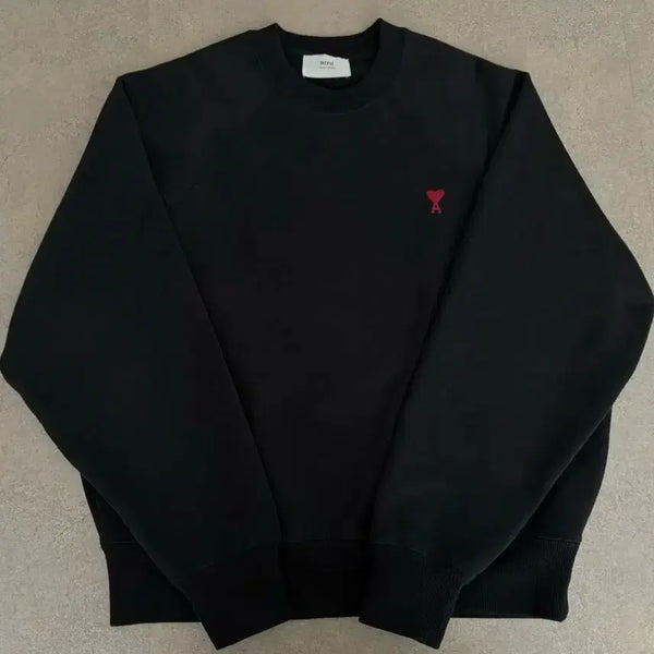 [BUNJANG] Ami Small Heart Sweatshirt / 아미 스몰하트 맨투맨
