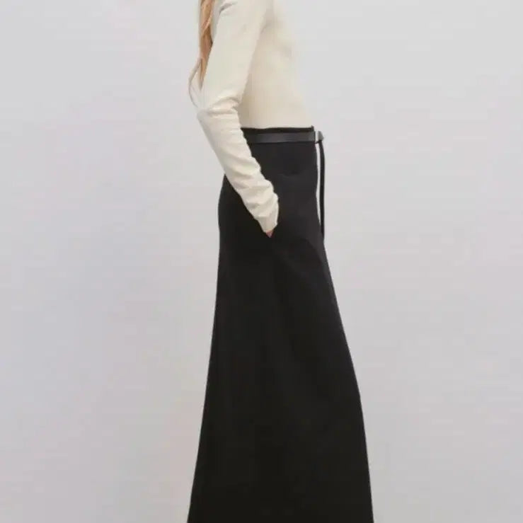 [BUNJANG] The Row Flores Asymmetric Maxi Skirt Black / THE ROW 더로우 Flores assymetric 맥시 스커트
