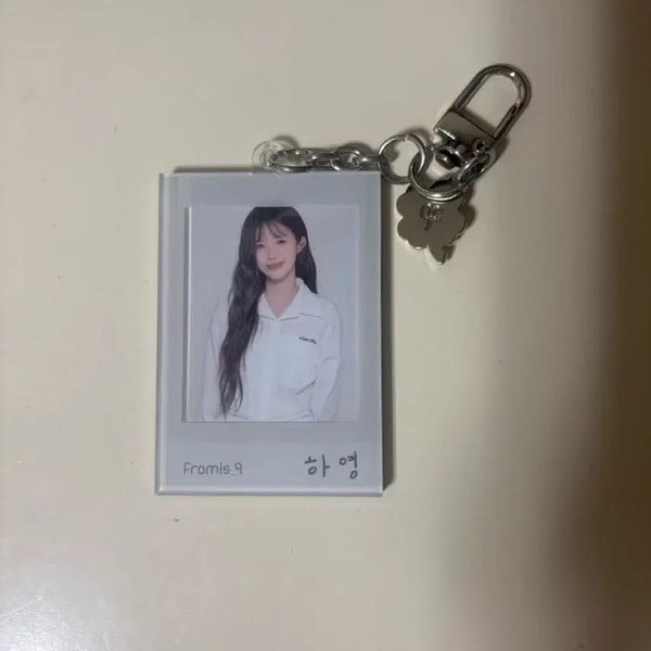 [BUNJANG] fromis_9 Song Hayoung Keychain / 송하영 키링