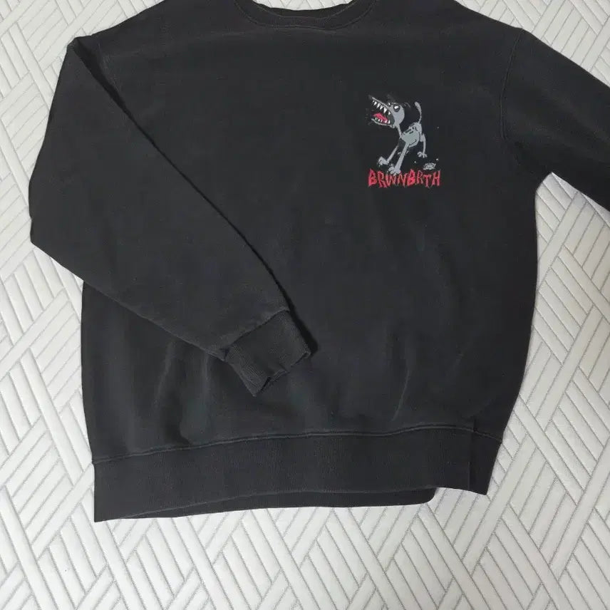 [BUNJANG] Brownbreath Crewneck Sweatshirt Black / 브라운브레스 맨투맨 검정