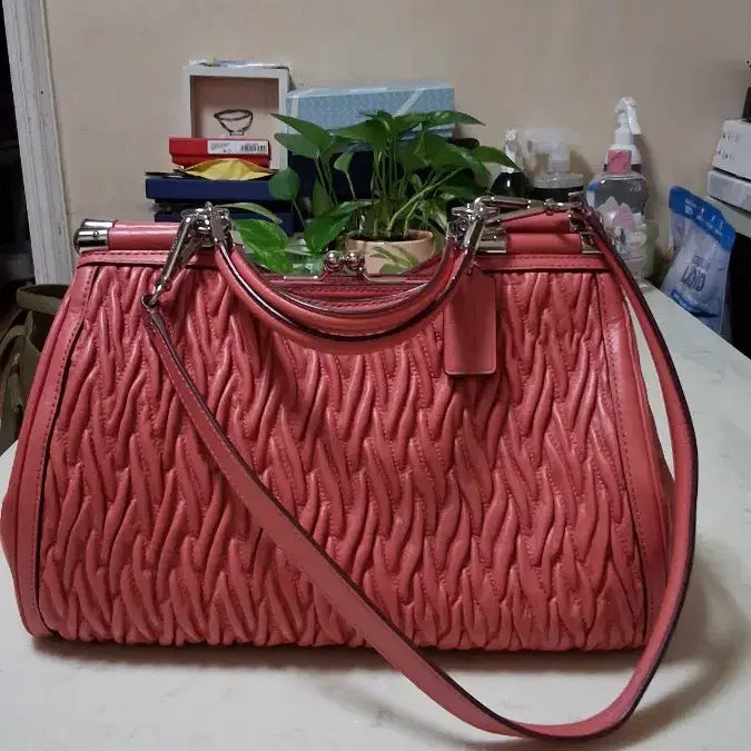 [BUNJANG] Coach Quilted Leather Tote Bag Shoulder Bag / 코치 퀄팅가죽토트겸숄더백