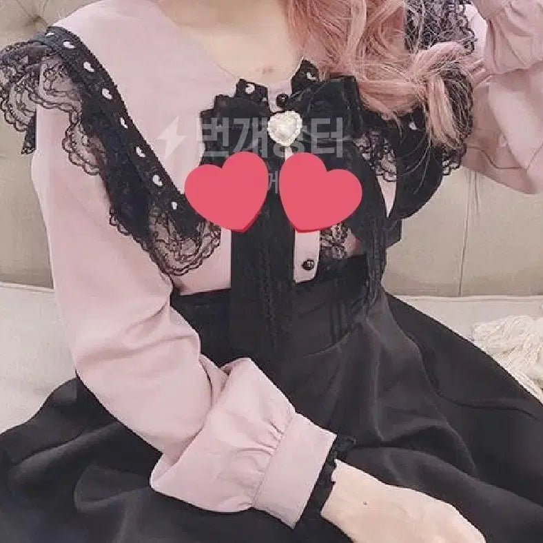 [BUNJANG] Mazz Blouse Skirt Brooch Set - Jirai Kei Style / 마즈 블라우스 스커트 브로치 셋업 세트 양산형 지뢰계 일녀