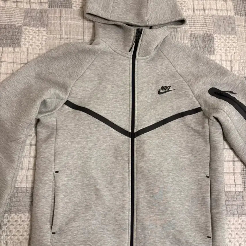 [BUNJANG] Nike Tech Fleece L Size / 나이키 테크팩 L사이즈