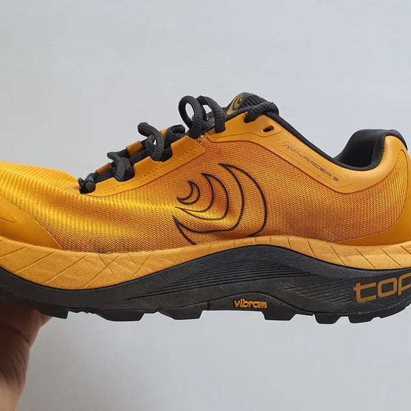 [BUNJANG] Topo Athletic MTN Racer 3 Running Shoes / 토포 MTN레이서3 운동화 260정도