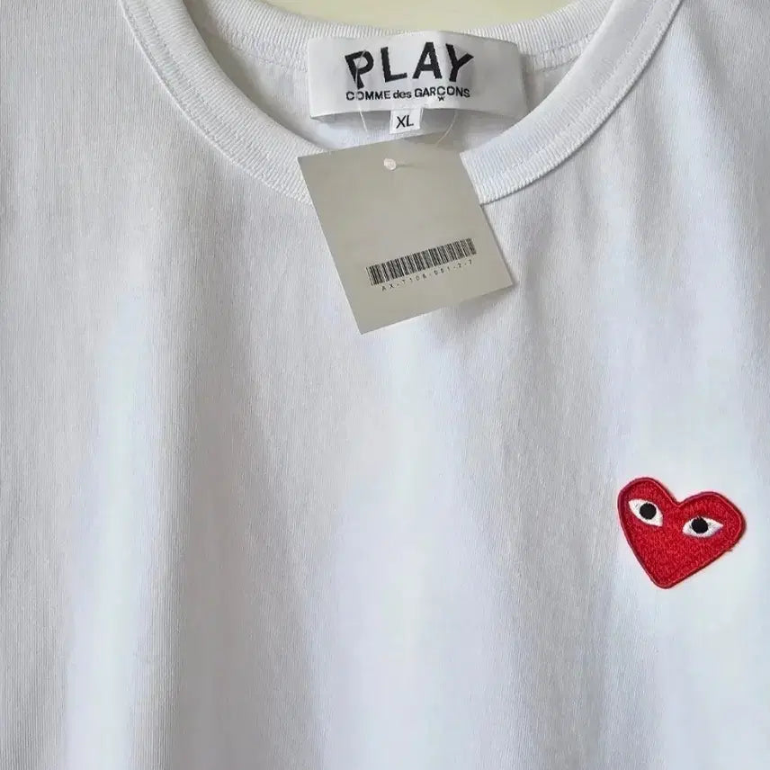 [BUNJANG] Comme des Garçons PLAY Text Logo Heart Applique Short Sleeve T-Shirt / 꼼데가르송 플레이 텍스트 로고 하트 와펜 반팔티 S/M/L/XL