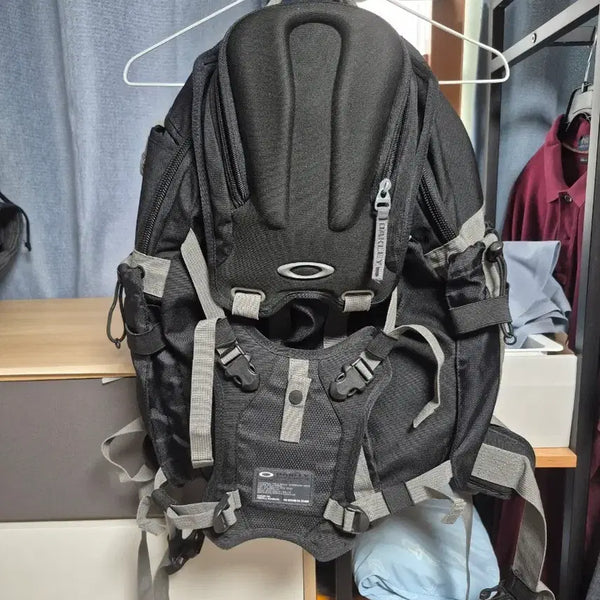 [BUNJANG] Oakley Tool Box 2.0 Backpack / 오클리 Tool box 2.0