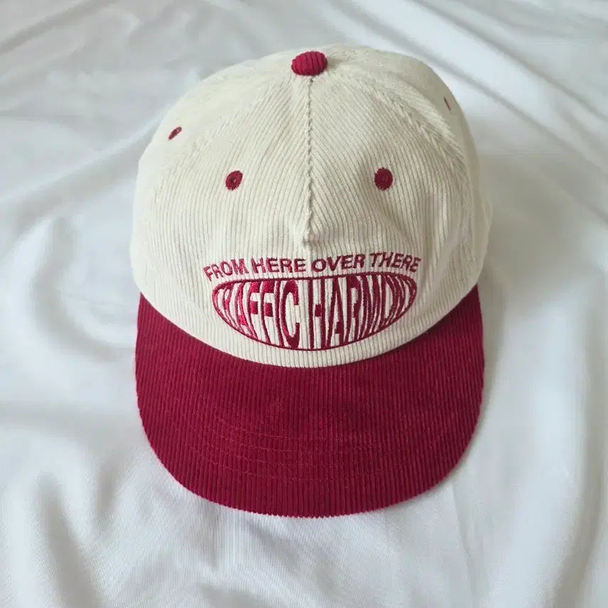 [BUNJANG] Traffic Harmony Corduroy Round Logo Deep-Fit 5-Panel Cap / 트래픽하모니 CORDUROY ROUND LOGO DEEP-FIT 5-PANEL CAP_RED