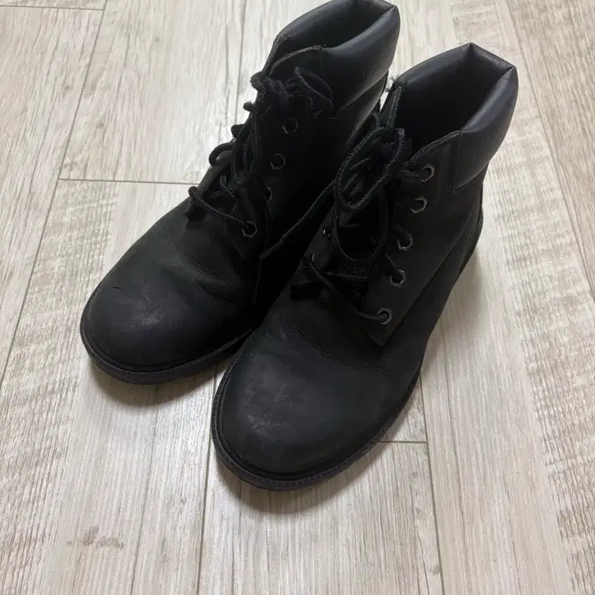 [BUNJANG] Timberland 6-Inch Classic Waterproof Boots Black / 팀버랜드 6인치 워커 부츠 블랙 225