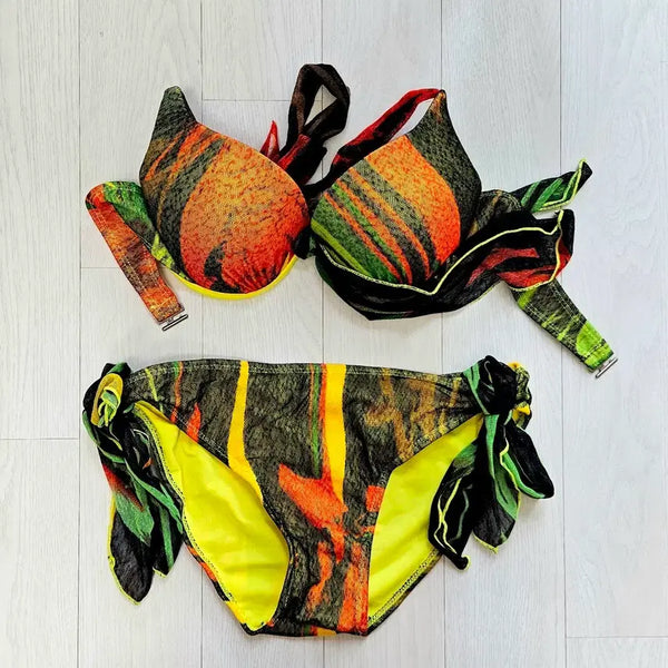 [BUNJANG] Halterneck Bikini Swimsuit / [1회착용] 홀터넥 비키니 수영복