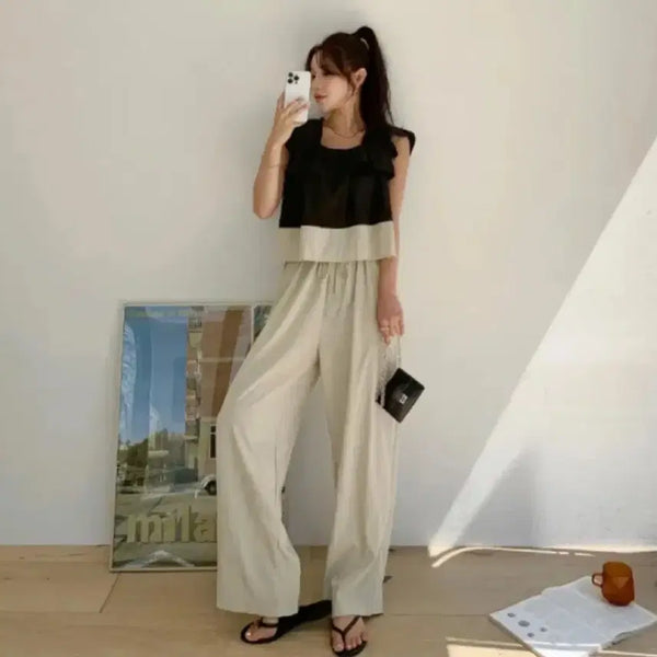 [BUNJANG] Frill Sleeveless Top and Beige Pants Set / 프릴나시 베이지 팬츠 세트