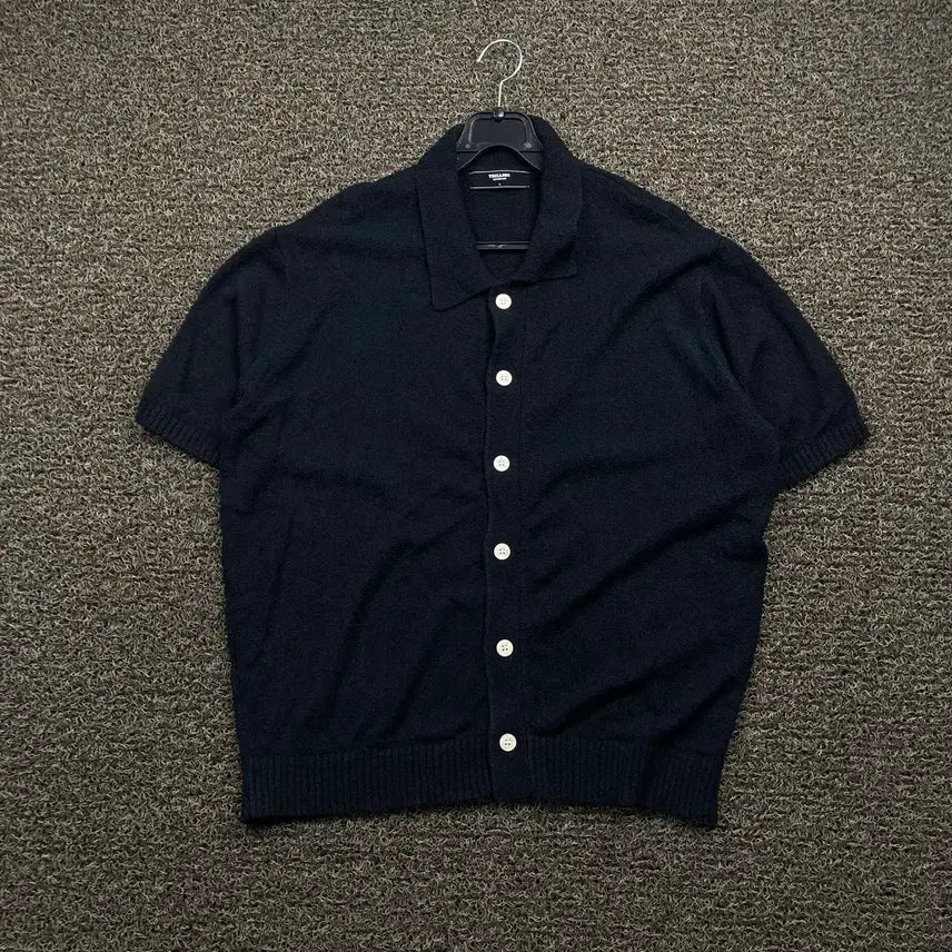 [BUNJANG] Trillion Black Short Sleeve Cardigan / 트릴리온 블랙 반팔 가디건