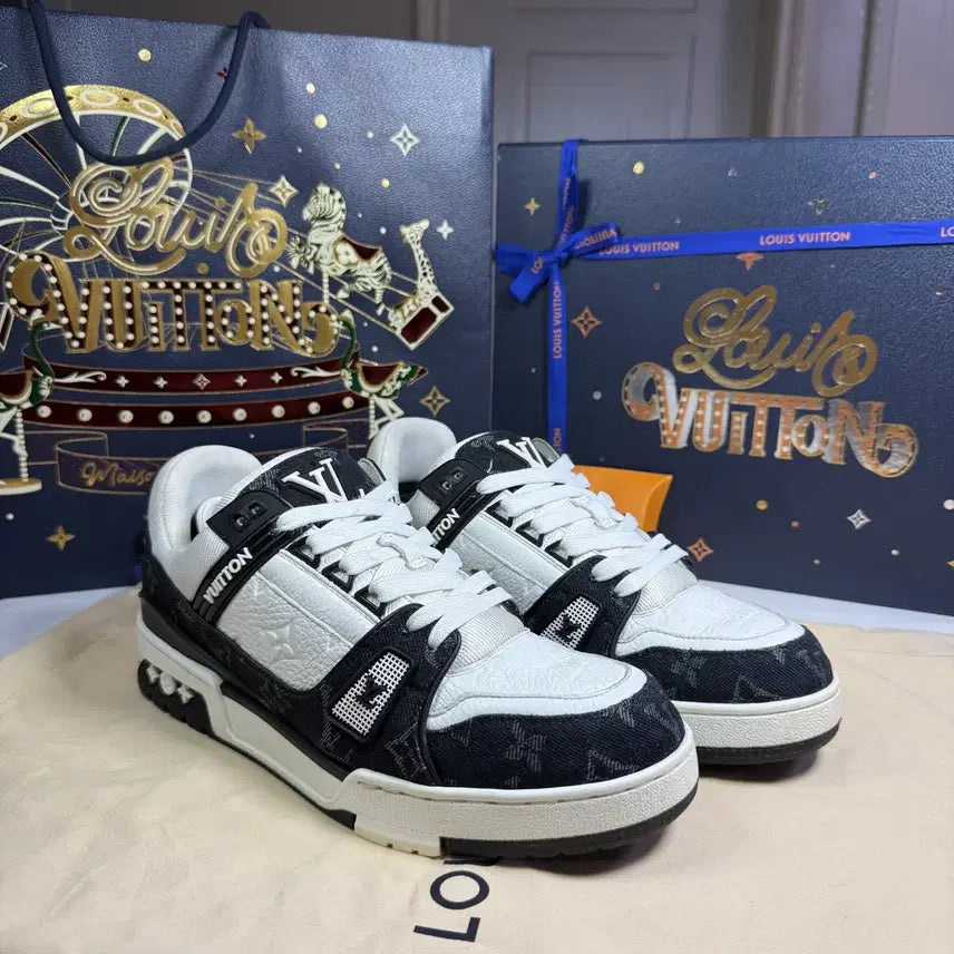 [BUNJANG] Louis Vuitton LV Trainer Monogram Denim Sneakers Black / [6사이즈,24SS/풀구성]루이비통 LV 트레이너 모노그램 데님 블랙 스니커즈 1A9JG5