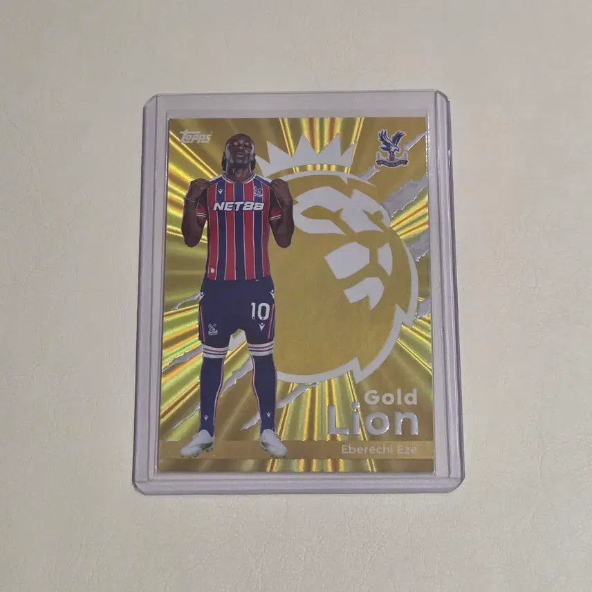 [BUNJANG] Eberechi Eze Topps Gold Lion Insert Football Card / [할인] 에베레치 에제 탑스 골드 라이언 인서트 축구카드