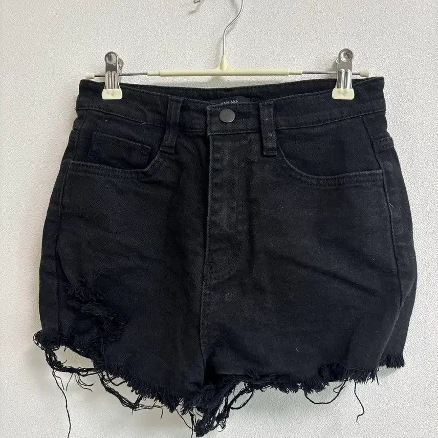 [BUNJANG] Black Cutting Denim Shorts / 블랙 컷팅 데님 숏팬츠