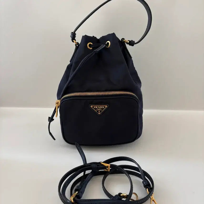 [BUNJANG] Prada Nylon Bucket Bag Navy / 프라다 나일론 버킷백 네이비