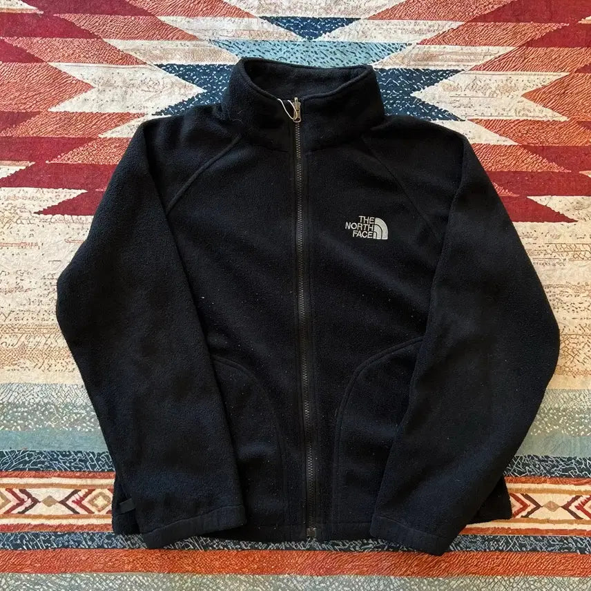 [BUNJANG] The North Face Women's Logo Fleece Zip-Up Jacket Black / 노스페이스 여성 로고 후리스 플리스 집업자켓 [블랙] M/95