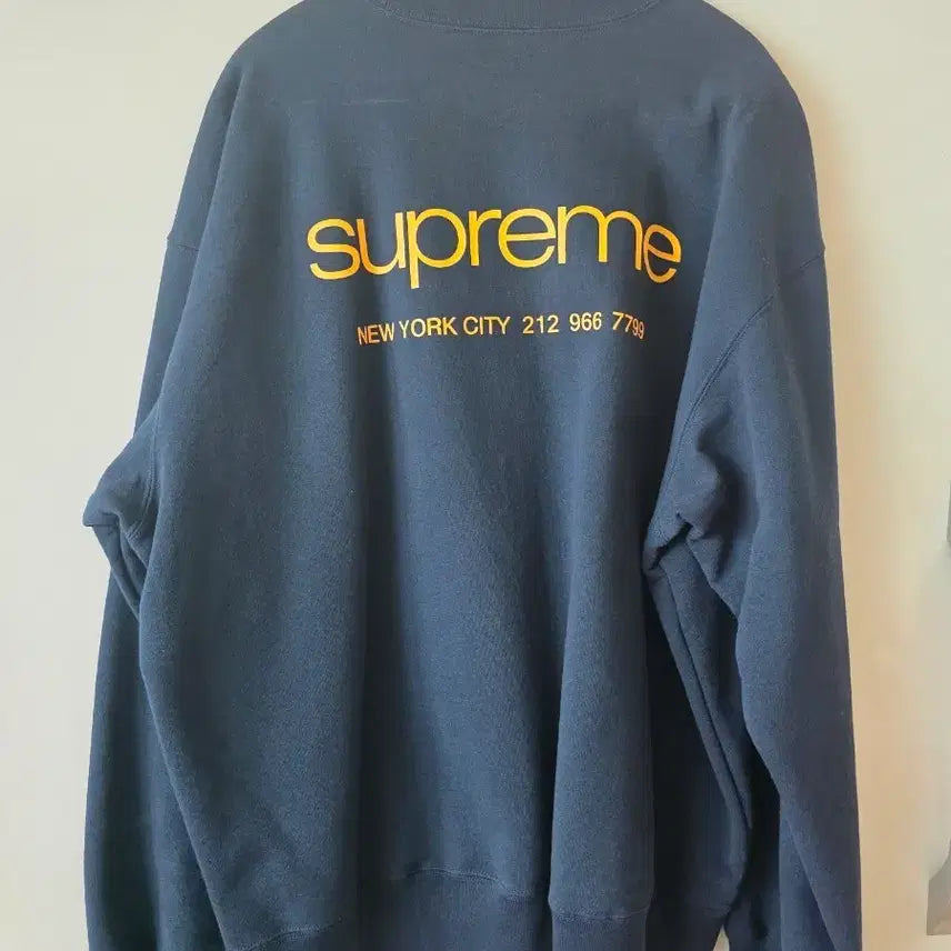[BUNJANG] Supreme NYC Crewneck Navy 23FW / 슈프림 NYC 크루넥 네이비 - 23FW