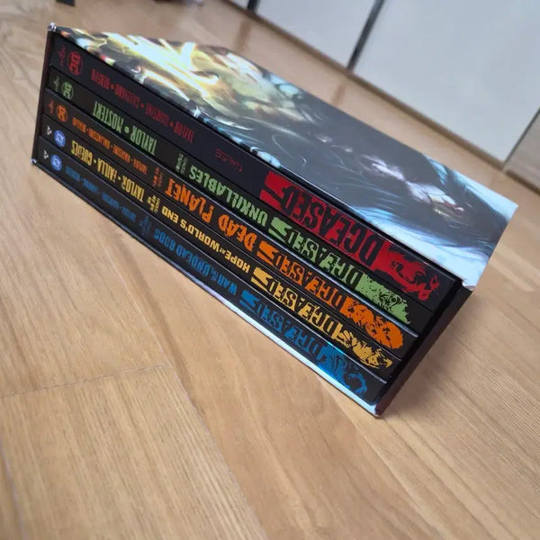 [BUNJANG] DC Comics Graphic Novel DCeased Complete Box Set / DC 코믹스 그래픽노블 디씨즈드 전권 박스셋 팝니다