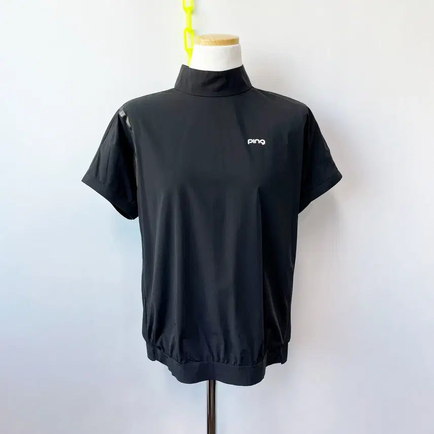 [BUNJANG] Ping 2021 Women's Windbreaker Short Sleeve Polo Neck Top Size 100 / 핑 2021 여성 폴라넥 바람막이반팔 100