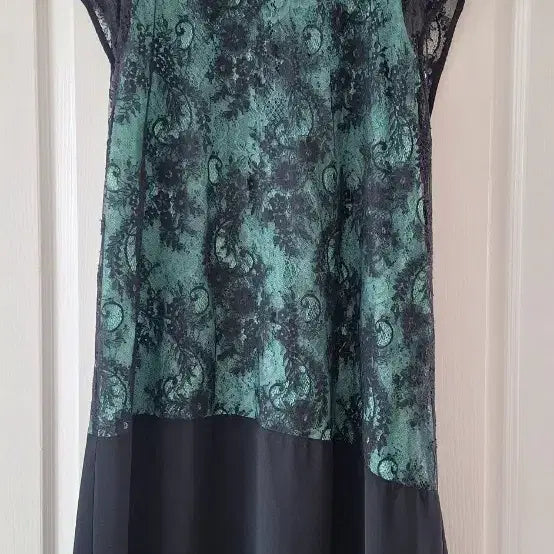 [BUNJANG] System Lace Color Block Flare Dress / 시스템 레이스 배색 플레어 원피스