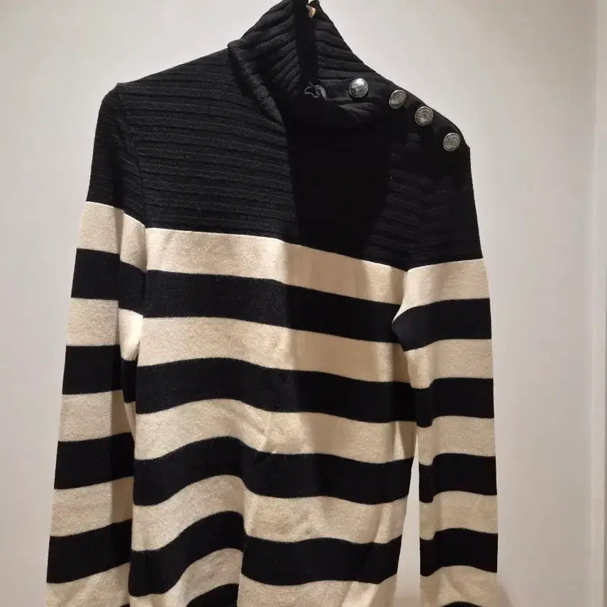 [BUNJANG] Balmain Stripe Turtleneck Sweater M / 발망 스트라이프 터틀넥 스웨터 m