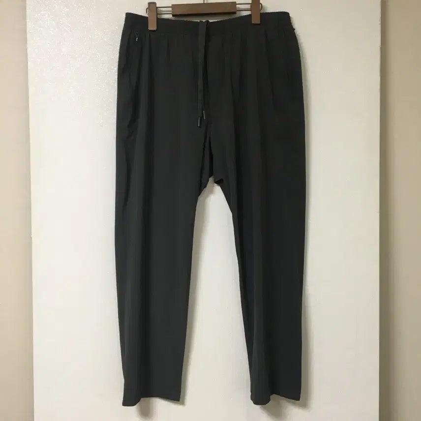 [BUNJANG] Lululemon Men's Ripstop Full-On Classic-Fit Pants XL / 룰루레몬 남성 립스탑 풀온 클래식핏 팬츠 XL