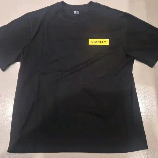 [BUNJANG] Stanley Limited Edition T-Shirt Size 105 / 스탠리 반팔티셔츠 엘시이즈105