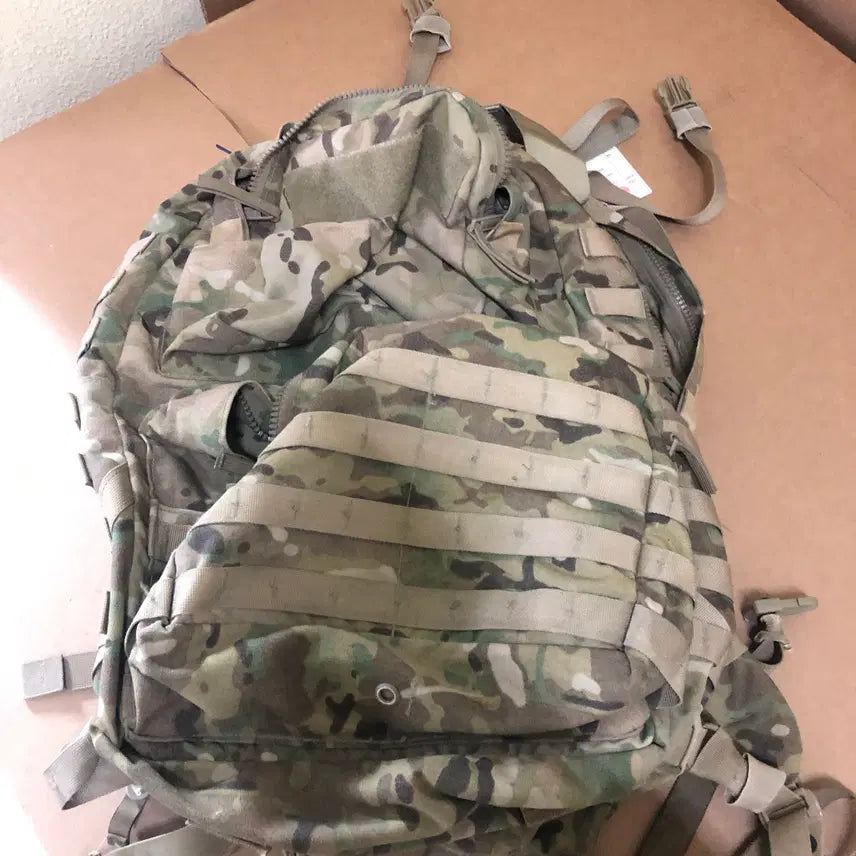 [BUNJANG] US Military MOLLE II Multicam Medium Rucksack (55-60L) - Grade A / 하루세일상품**==멀티캠미듐특A10. [오리지널/특A급] 미군 멀티캠 몰리2 미디움 럭색 (55~60L) 4