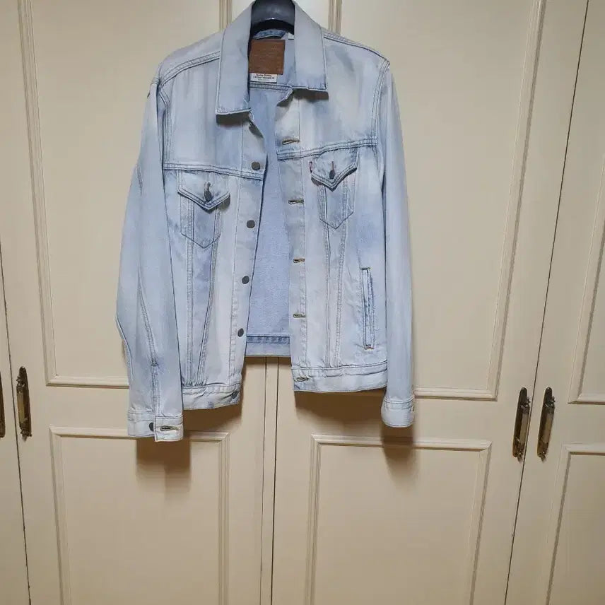 [BUNJANG] Levi's Light Wash Denim Jacket / 리바이스 연청자켓