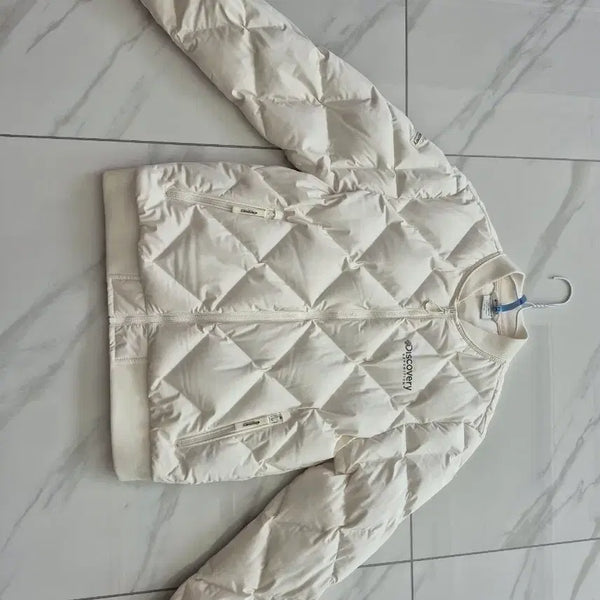 [BUNJANG] Discovery Women's Lightweight Goose Down Short Puffer Jacket - Ivory / 디스커버리 숏 패딩 아이보리