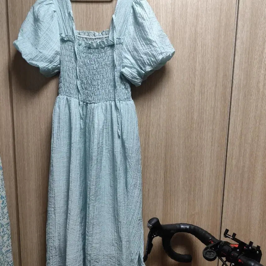 [BUNJANG] Square Neck Puff Sleeve Shirring Mint Dress / 스퀘어넥 퍼프 반팔 셔링 지지미 민트 원피스