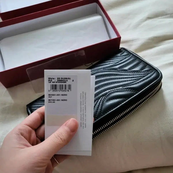 [BUNJANG] Salvatore Ferragamo Zip Around Long Wallet (22-D159 684014) / 페라가모 집어라운드 장지갑 (22-D159 684014)