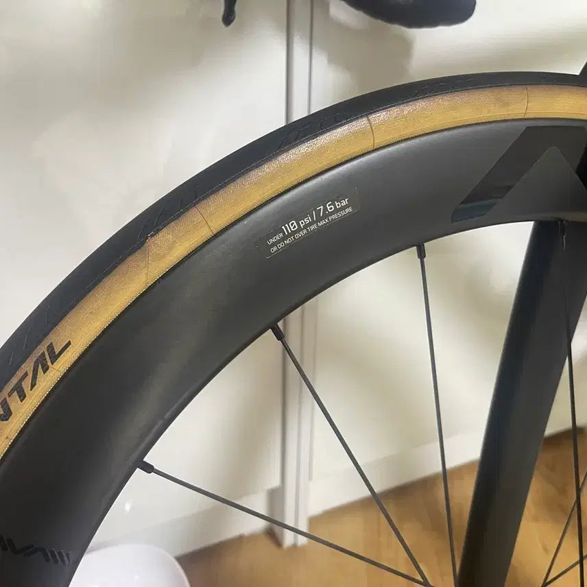 [BUNJANG] Zipp 404 Firecrest Disc Brake Wheelset / 아비바브아데온2