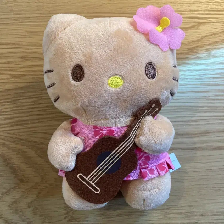 [BUNJANG] Hello Kitty Guam Saipan Plush Doll 16cm / 괌 사이판 키티