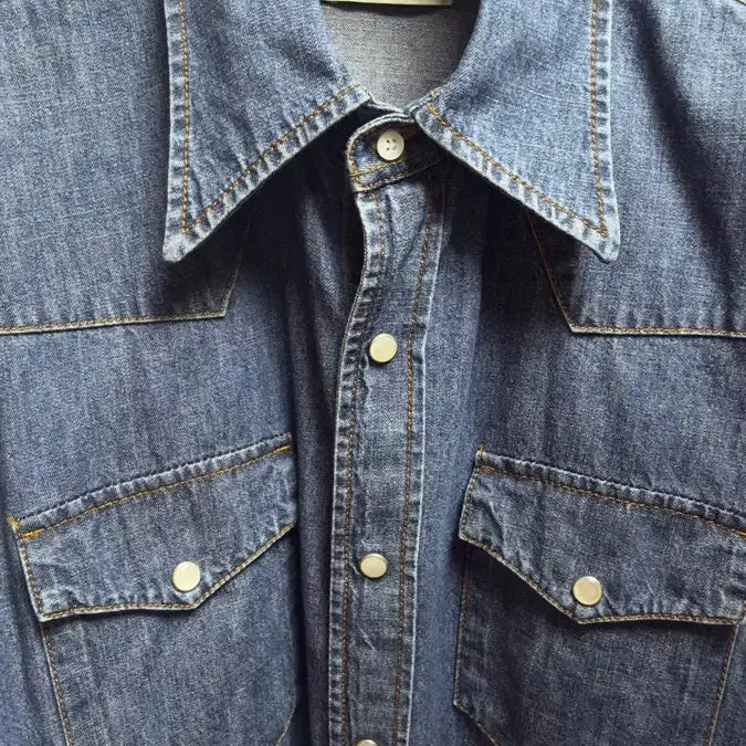 [BUNJANG] Husbands Paris Western Denim Shirt / Husbands paris western shirt in denim blue washed 허즈밴드 파리 웨스턴 데님 셔츠