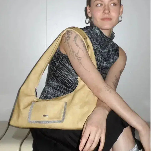 [BUNJANG] Hietta Tina Butter Shoulder Bag / 히에타 티나 버터 숄더백 tina butter
